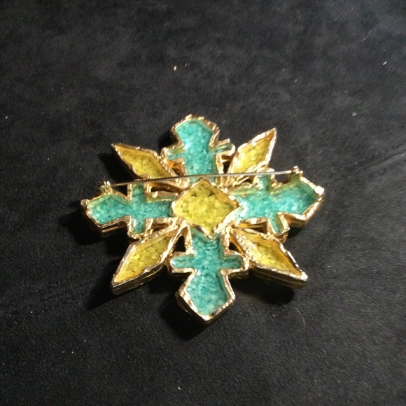 Brooch - Picture 4 of 4